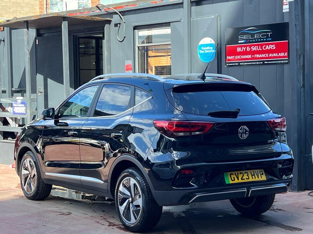 MG ZS Suv Black #4