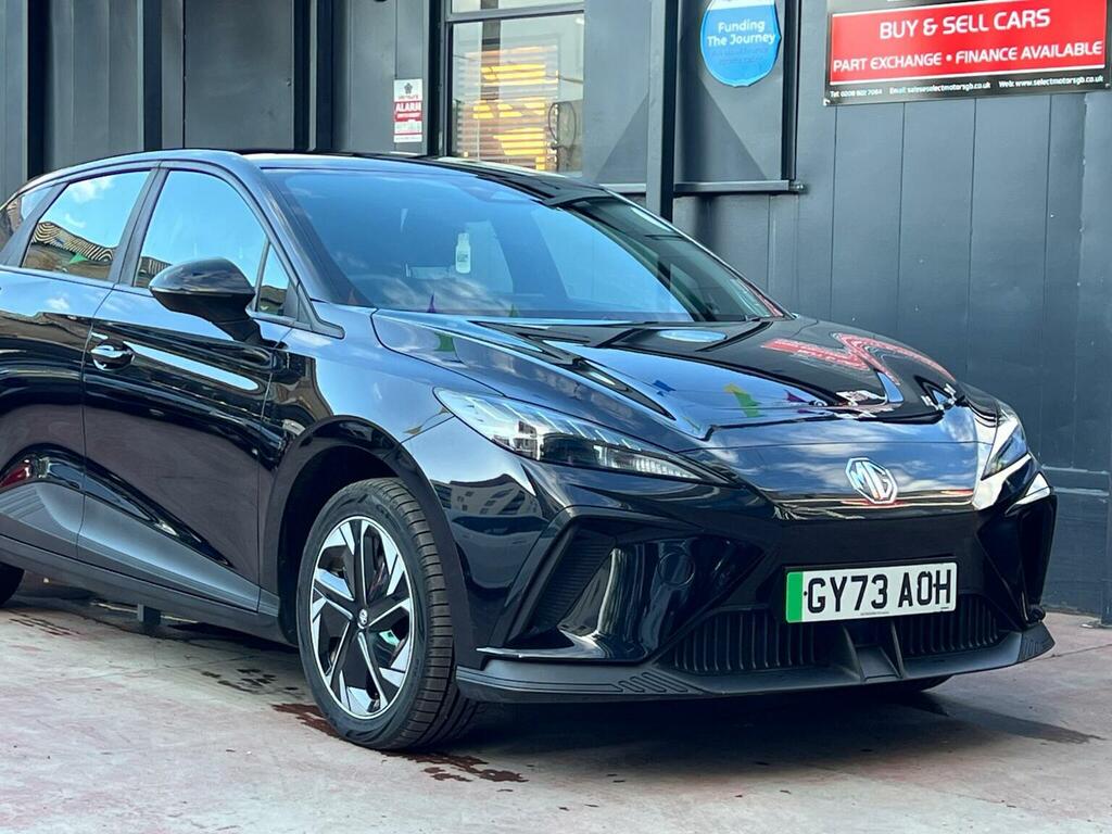 MG MG4 Hatchback Black #2