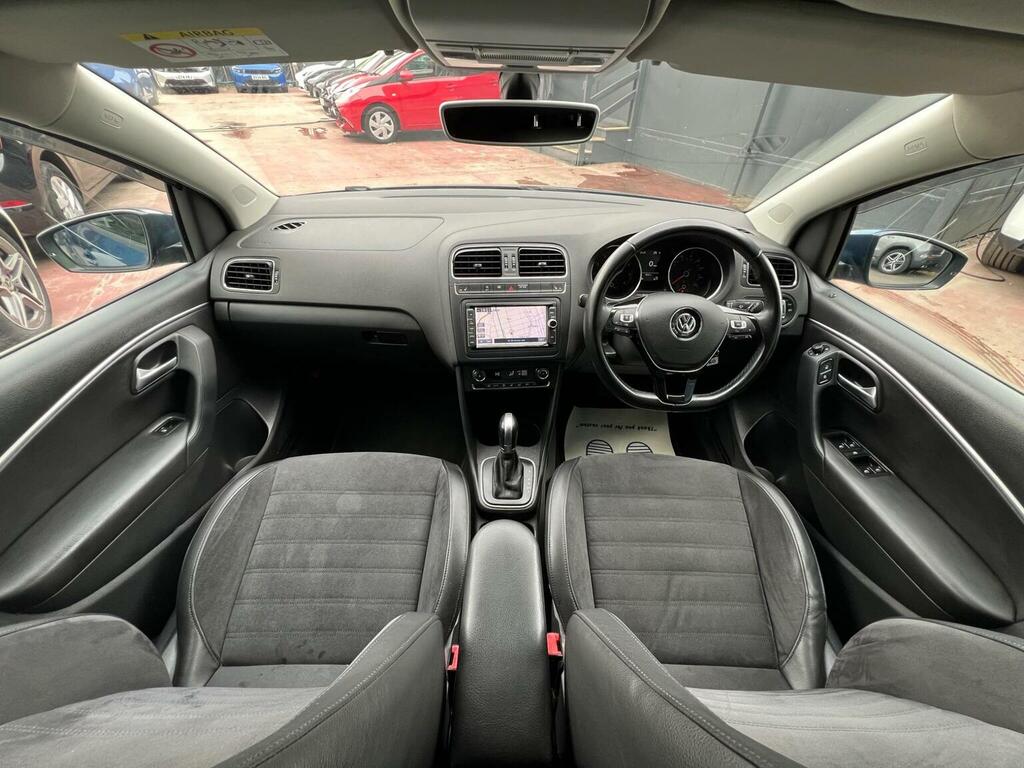 Volkswagen Polo Hatchback  #2