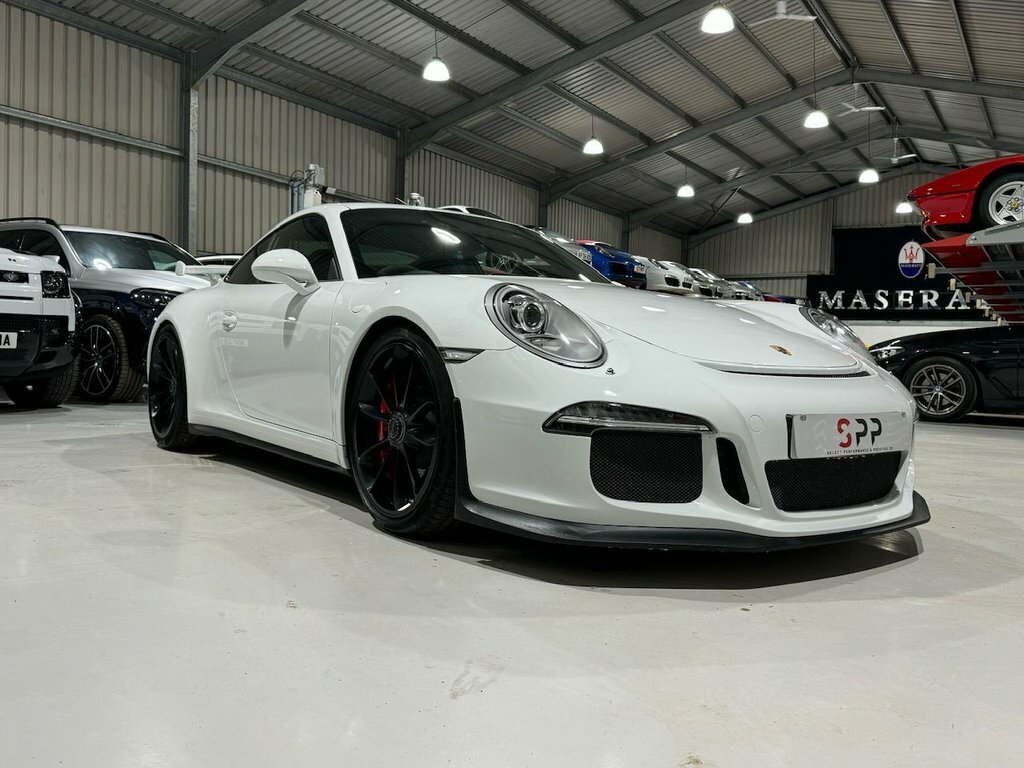 Porsche 911 3.8 991 Gt3 Coupe Pdk Euro 6 475 Ps White