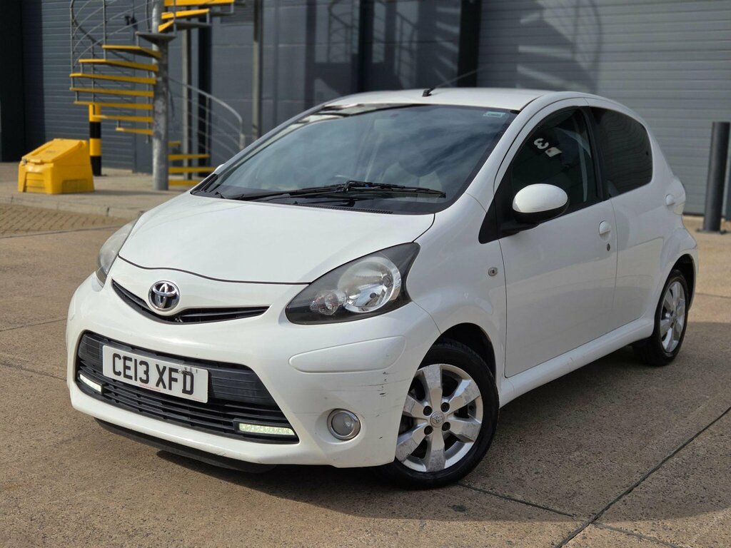 Toyota Aygo 1.0 Vvt-i Fire Multimode White #2
