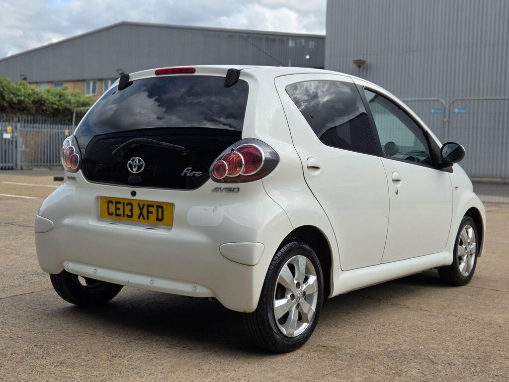 Toyota Aygo 1.0 Vvt-i Fire Multimode White #3