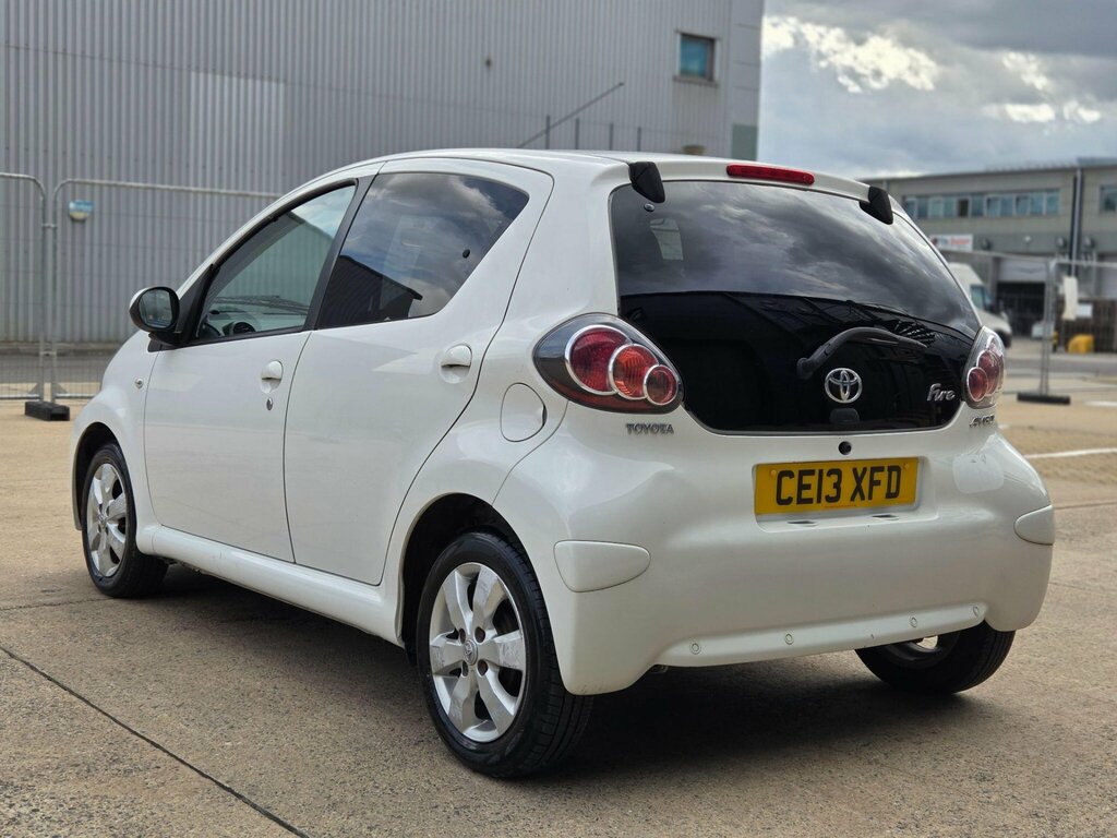 Toyota Aygo 1.0 Vvt-i Fire Multimode White #12