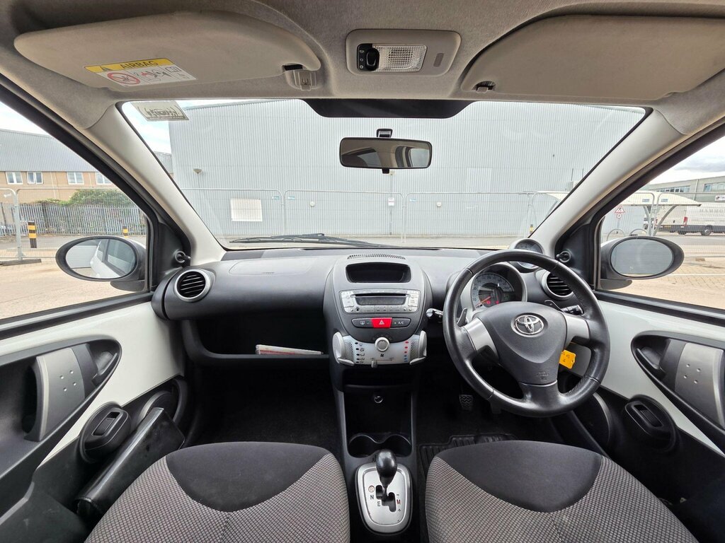 Toyota Aygo 1.0 Vvt-i Fire Multimode White #19