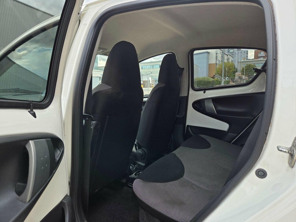 Toyota Aygo 1.0 Vvt-i Fire Multimode White #22