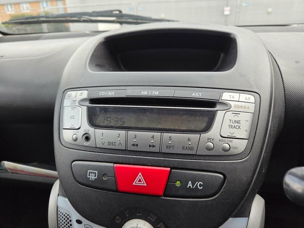 Toyota Aygo 1.0 Vvt-i Fire Multimode White #31