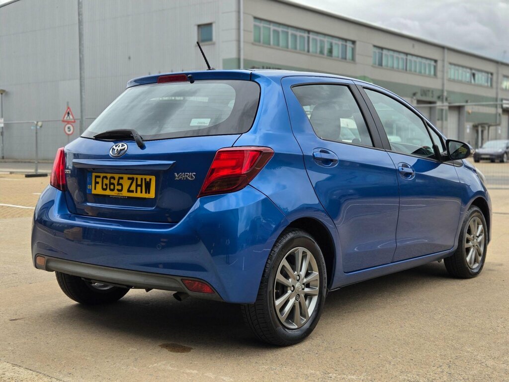Toyota Yaris 1.33 Dual Vvt-i Icon Multidrive S Euro 5 Euro Blue #3