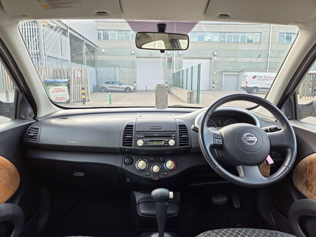 Nissan Micra 1.2 16V Spirita Beige #3