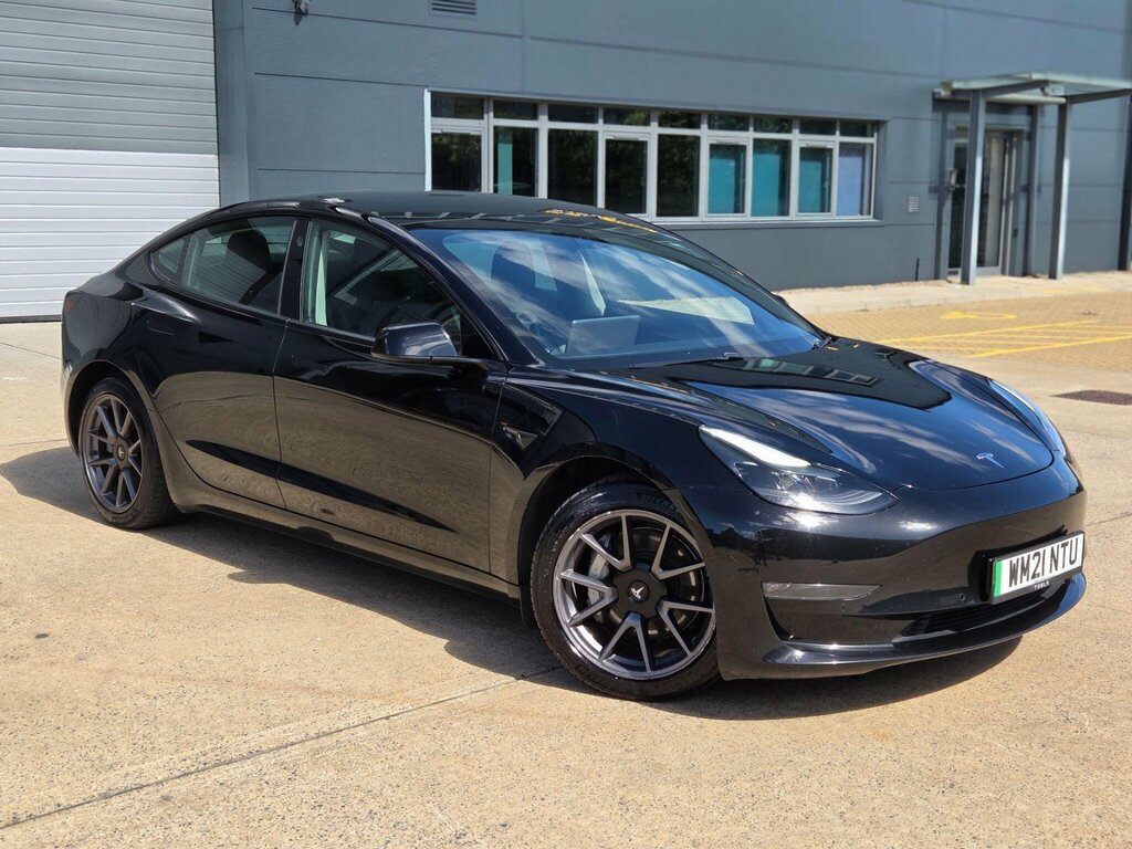 Tesla Model 3 Standard Range Plus Saloon Rwd White #9