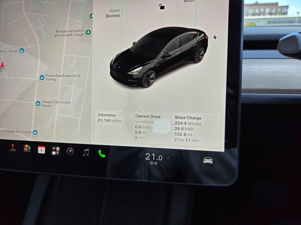 Tesla Model 3 Standard Range Plus Saloon Rwd White #41