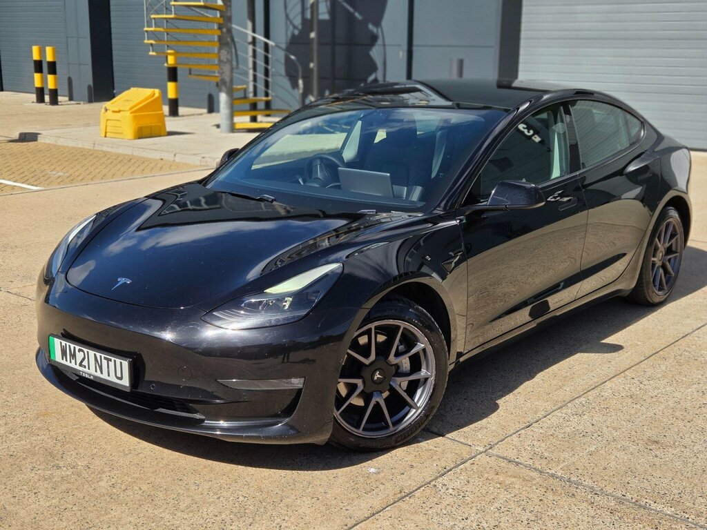 Tesla Model 3 Standard Range Plus Saloon Rwd White #51