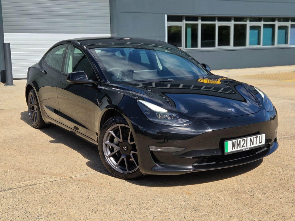 Tesla Model 3 Standard Range Plus Saloon Rwd White #50
