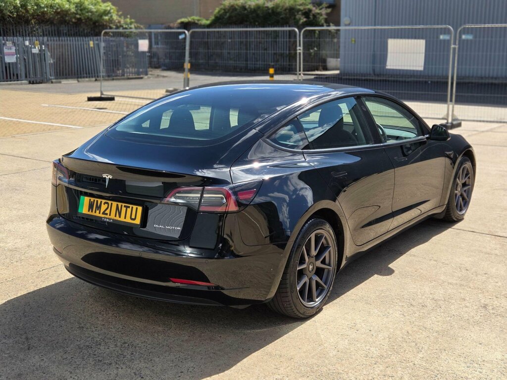 Tesla Model 3 Standard Range Plus Saloon Rwd White #13