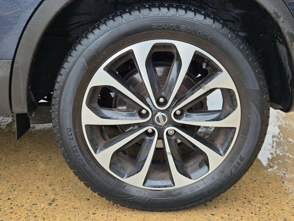 Nissan Qashqai Acenta Black #39