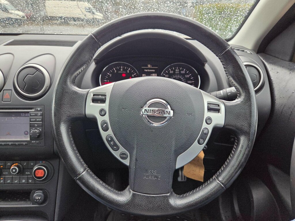 Nissan Qashqai Acenta Black #29