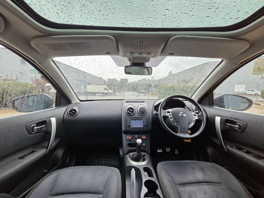 Nissan Qashqai Acenta Black #15