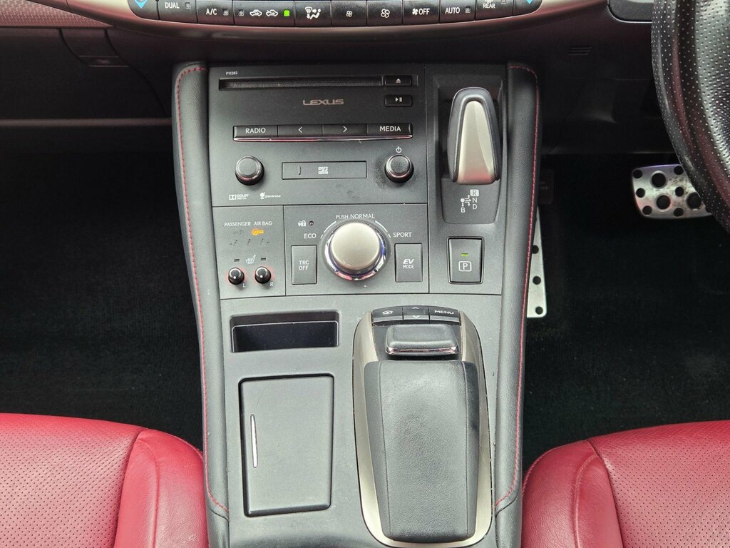 Lexus CT 1.8 Advance Cvt Euro 6 Ss Black #40
