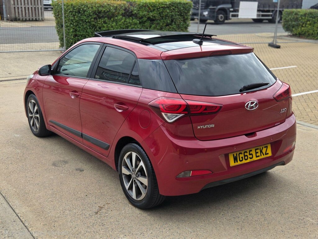 Hyundai I20 1.4 Premium Se Euro 6 Red #3