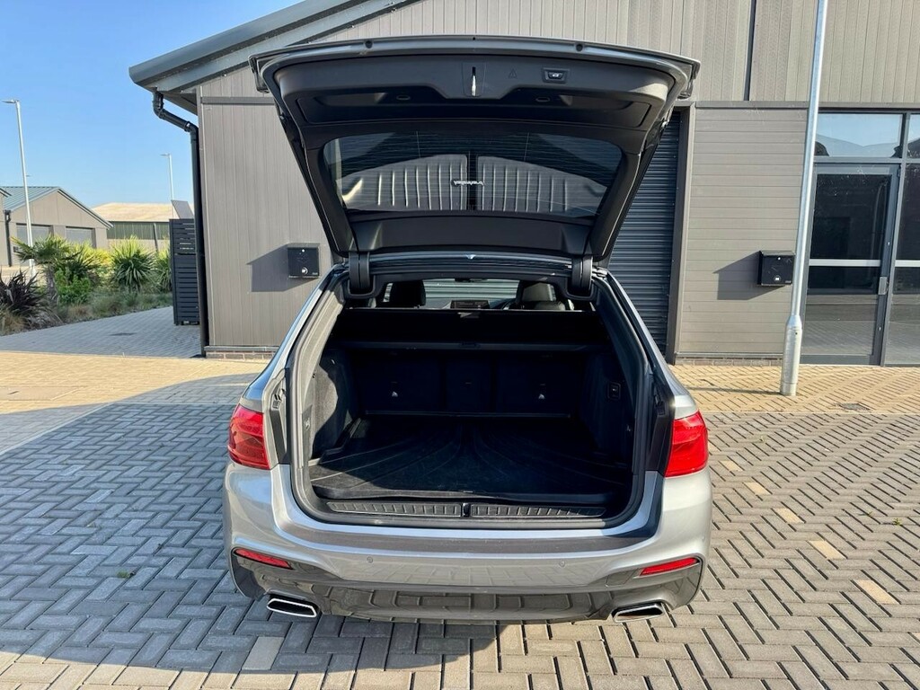 BMW 5 Series #11