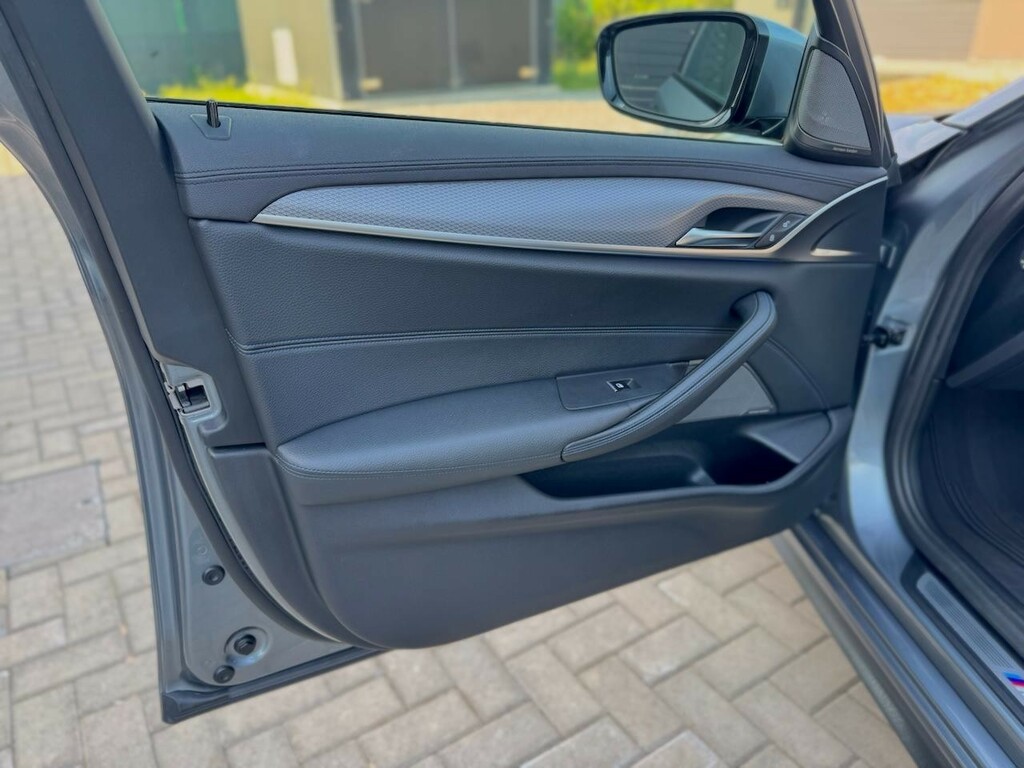 BMW 5 Series #7