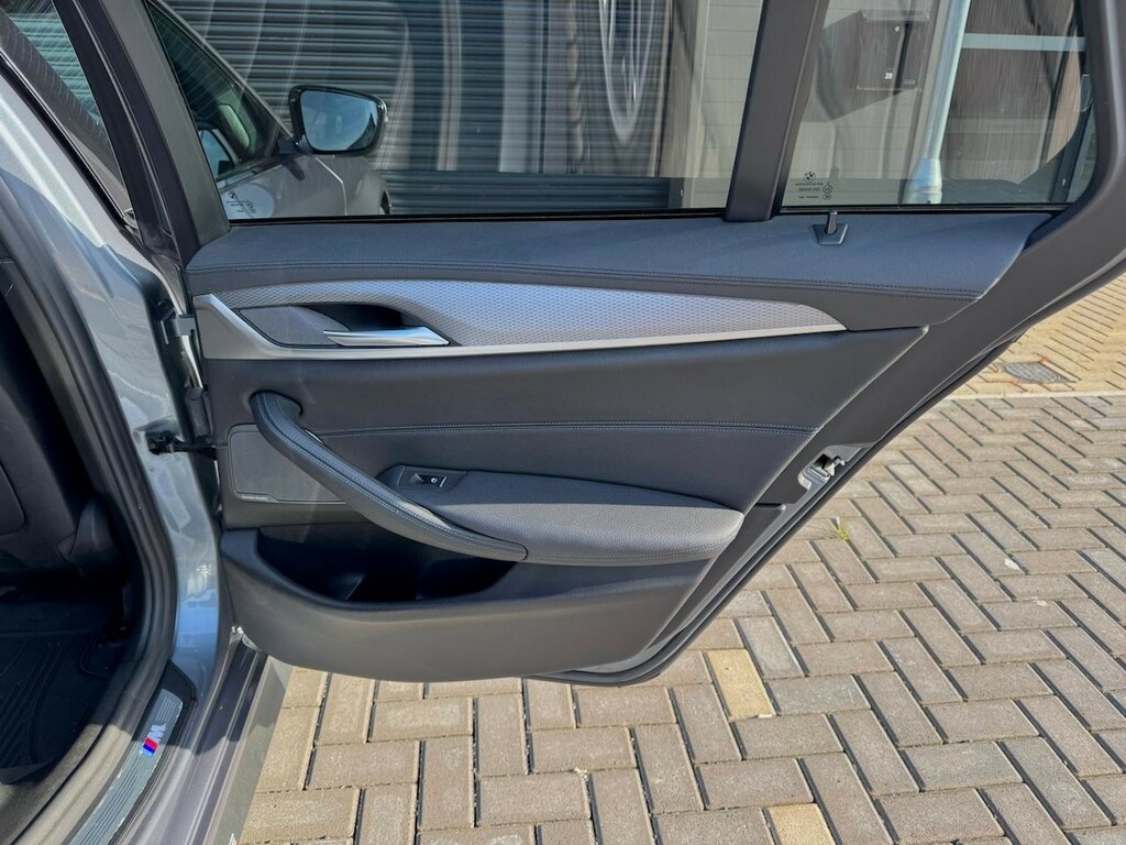 BMW 5 Series #15