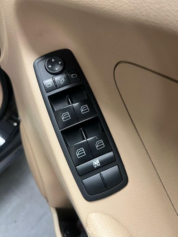 Mercedes-Benz M Class Silver #20