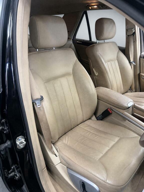 Mercedes-Benz M Class Silver #11