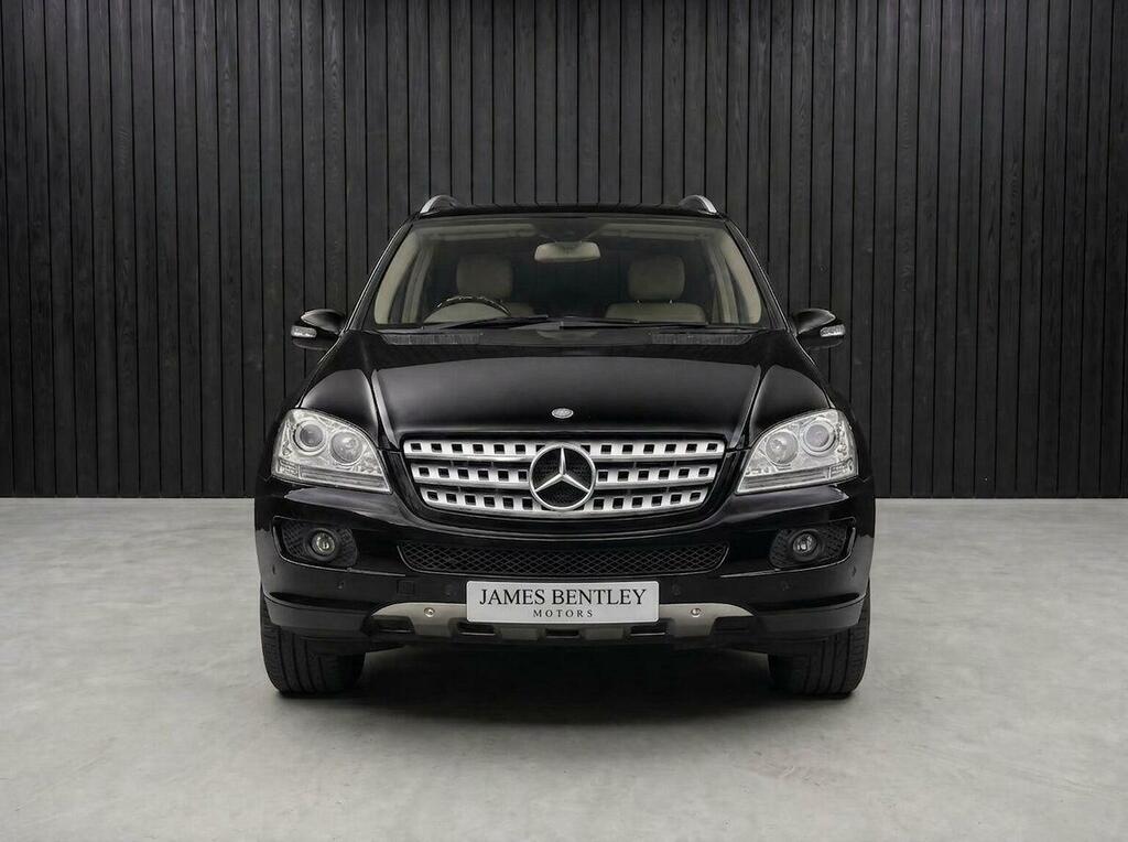 Mercedes-Benz M Class 3.0 Ml280 Cdi Se Black #2