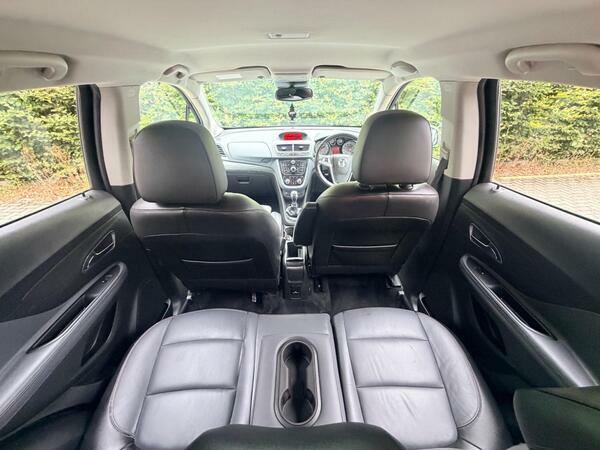 Vauxhall Mokka S White #16