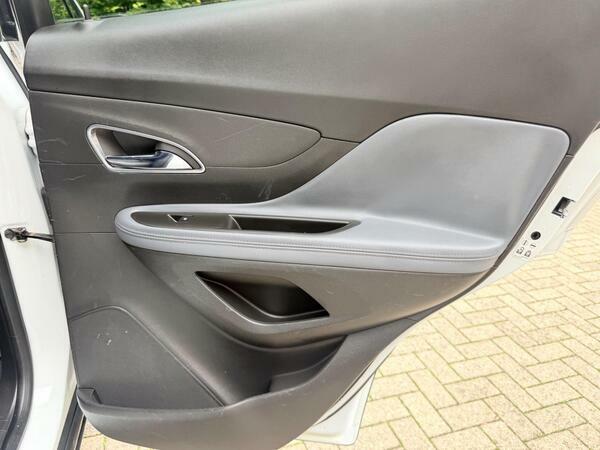 Vauxhall Mokka S White #29