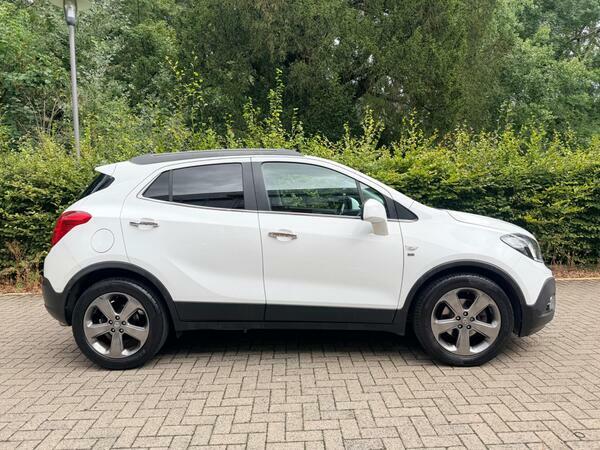Vauxhall Mokka S White #9