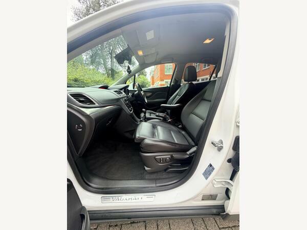 Vauxhall Mokka S White #18