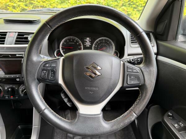 Suzuki Swift Sz2 5-Door Grey #38