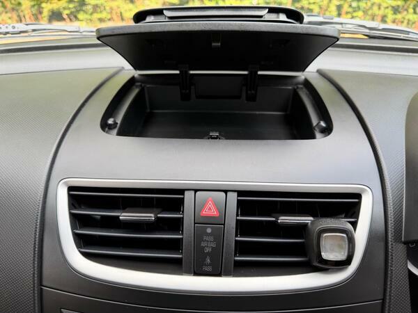 Suzuki Swift Sz2 5-Door Grey #33
