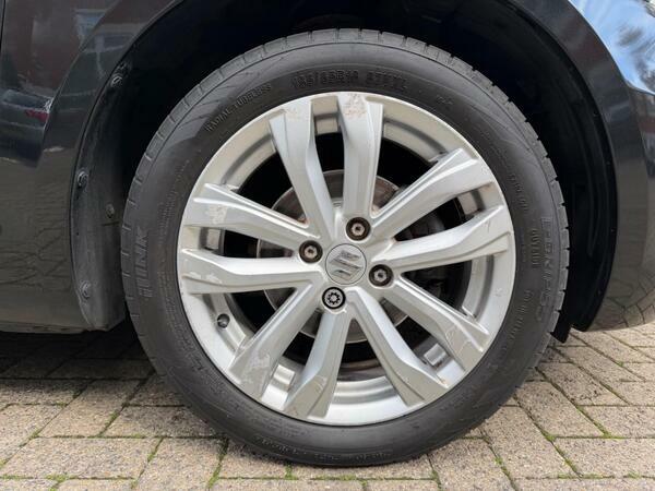 Suzuki Swift Sz2 5-Door Grey #29