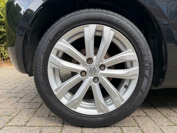 Suzuki Swift Sz2 5-Door Grey #28