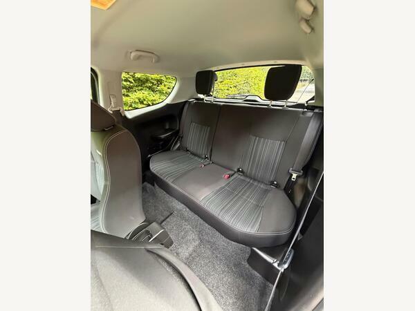 Suzuki Swift Sz2 5-Door Grey #14