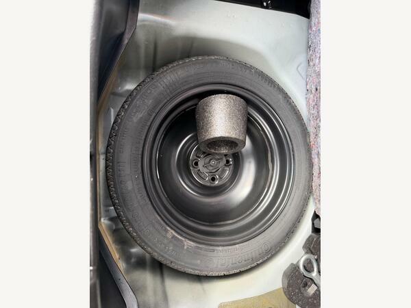 Suzuki Swift Sz2 5-Door Grey #40