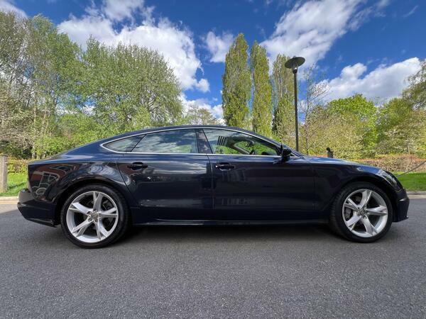 Audi A7 3.0 Tdi Quattro Black Edition S Tronic Red #8