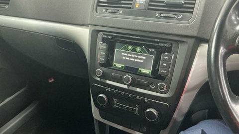 Skoda Yeti Elegance White #11
