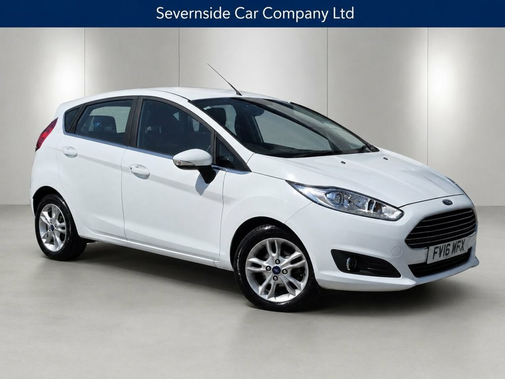 Ford Fiesta 1L Zetec White