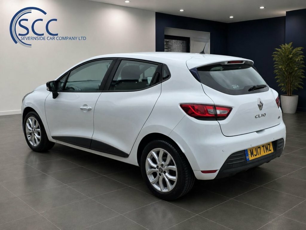 Renault Clio 1.5L Play White #6