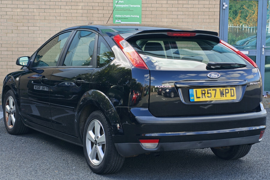 Ford Focus Focus Zetec Climate T Silver #3