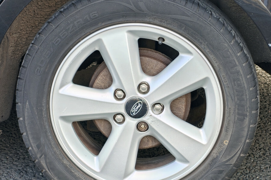 Ford Focus Focus Zetec Climate T Silver #20