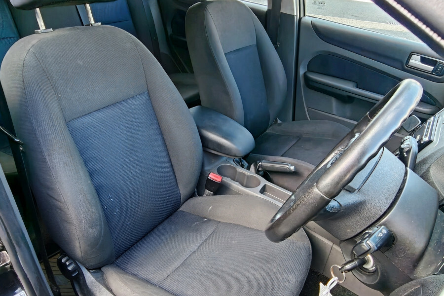 Ford Focus Focus Zetec Climate T Silver #26