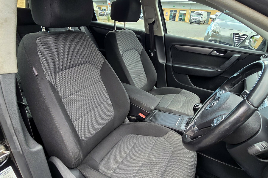 Volkswagen Passat S Tdi Bluemotion Technology Black #27