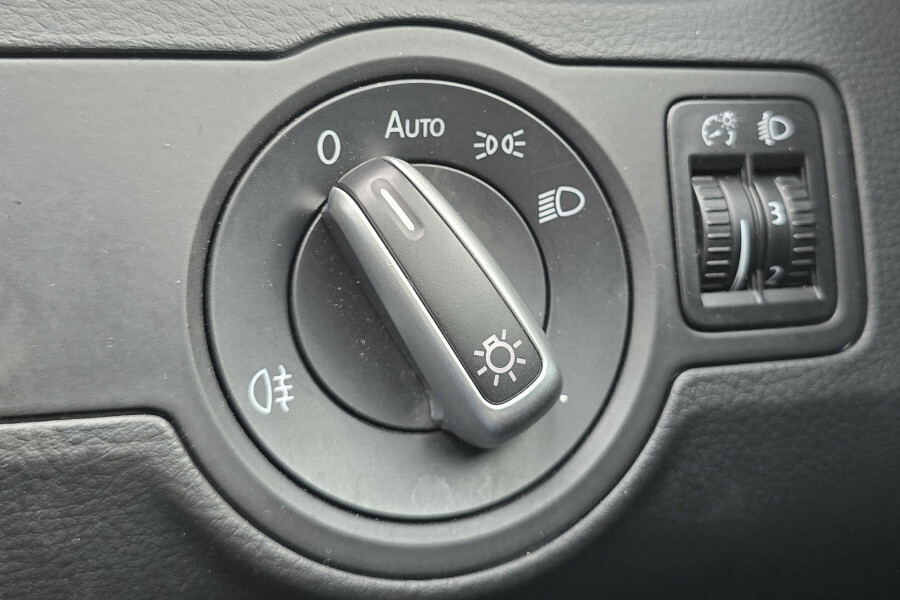 Volkswagen Passat S Tdi Bluemotion Technology Black #40