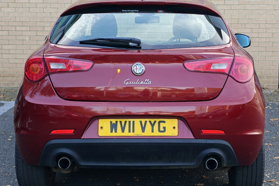 Alfa Romeo Giulietta Hatchback White #8