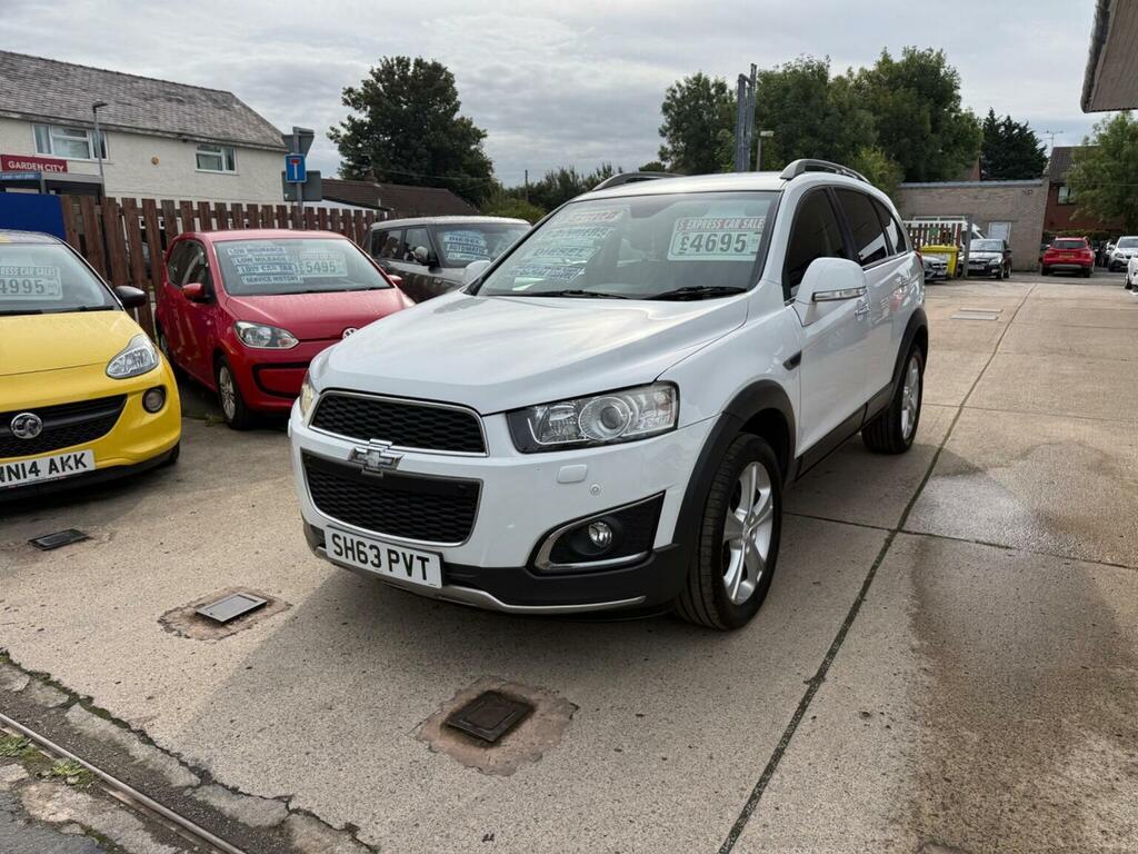 Chevrolet Captiva Black #7