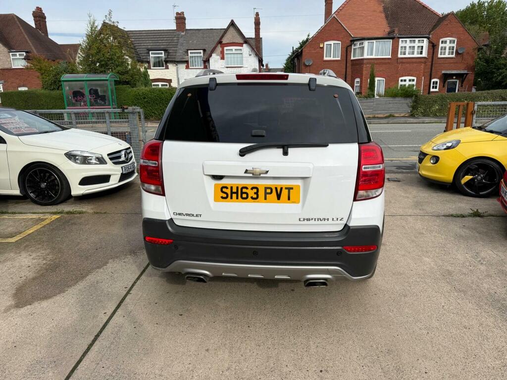 Chevrolet Captiva 2.2 Vcdi Ltz 4Wd Euro 5 Ss 7 Seats White #4